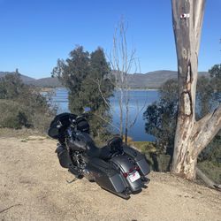 Saddlebag lid covers for Harley Davidson Baggers 