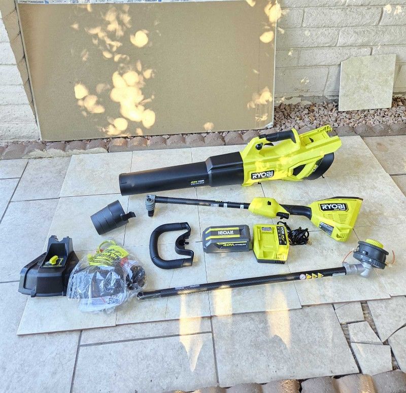 RYOBI 40V HP Brushless Leaf Blower 650 CFM and Carbon Fiber Weed Eater String Trimmer Kit