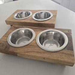 Wooden Dog Feeding Station With Bowl 