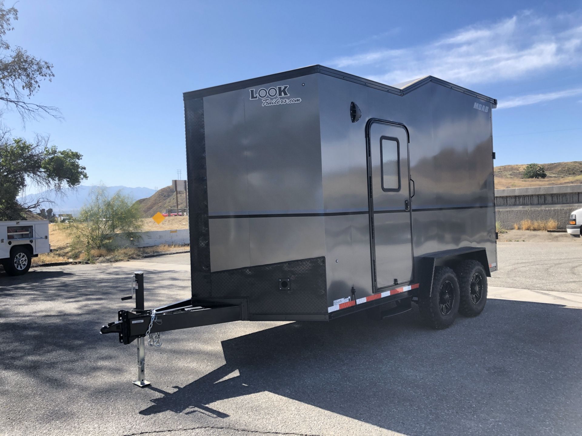 LOOK TRAILERS MOAB OFF ROAD 7.5X14′ TANDEM AXLE UTV CAMPING TRAILER FOR SALE