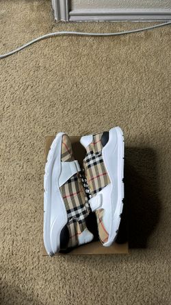Burberry shoes
