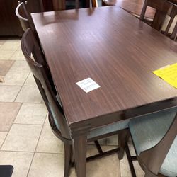 Table With 6 Chairs 