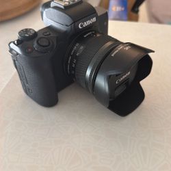 Canon EOS M50 Mark II ( Barely Used) 
