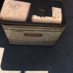 Ice Chest