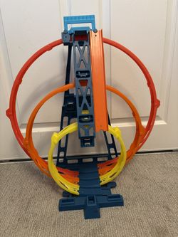 Hot Wheels Loop Track