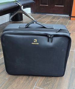 Makeup case
