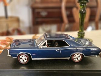 CAR COLLECTIBLE