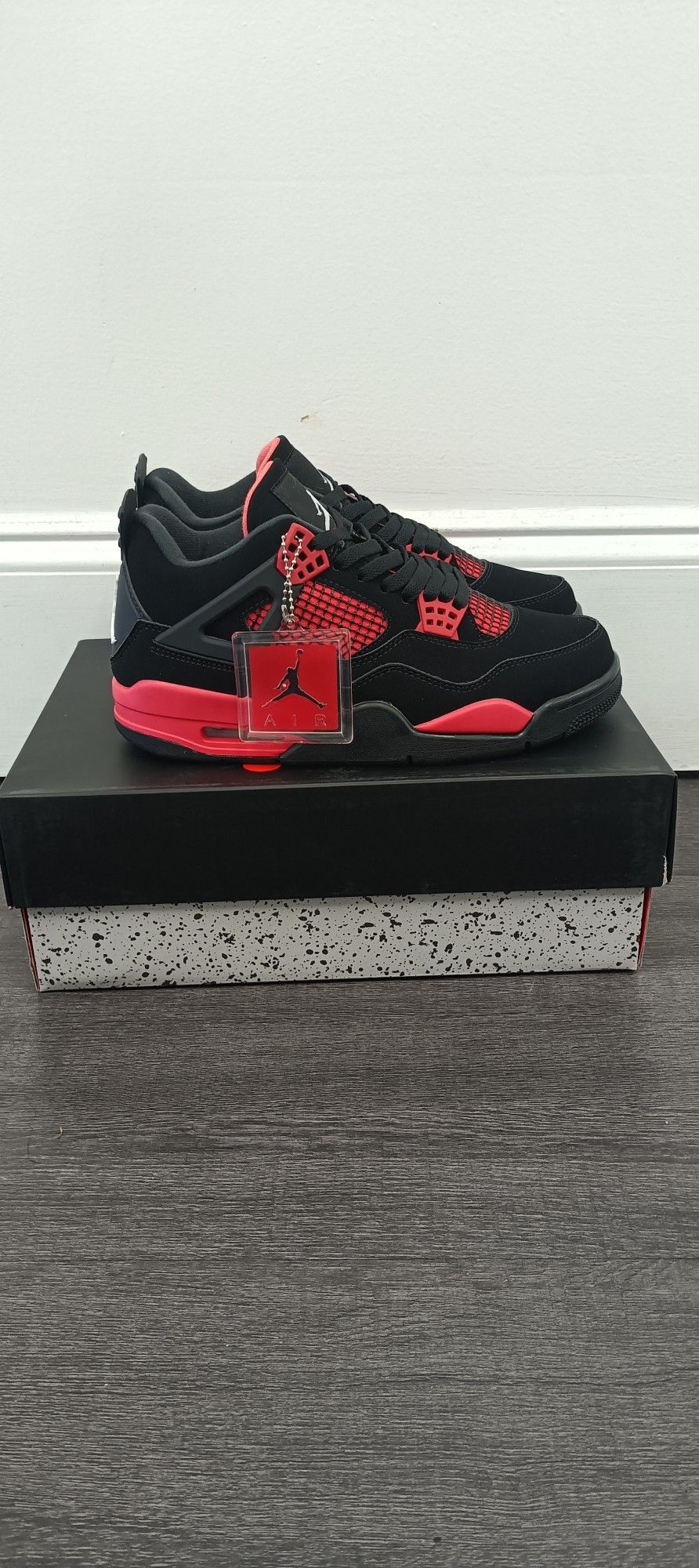 Air Jordan Retro 4 