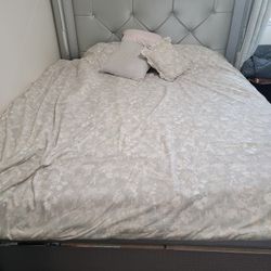 CA KING BED
