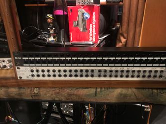 Patch bay