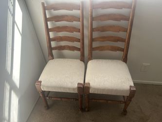 2 Chairs