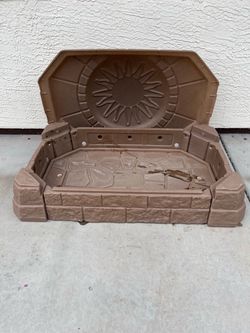Plastic Sandbox Toy