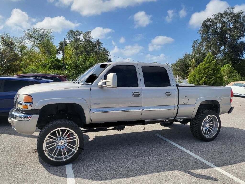 LBZ DURAMAX 2006 GMC SIERRA 2500 HD 4WD CREW CAB