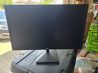 18" LG Computer Monitor