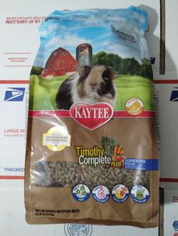 Timothy Complete Pet Guinea Pig Food 5 Pound Bag 