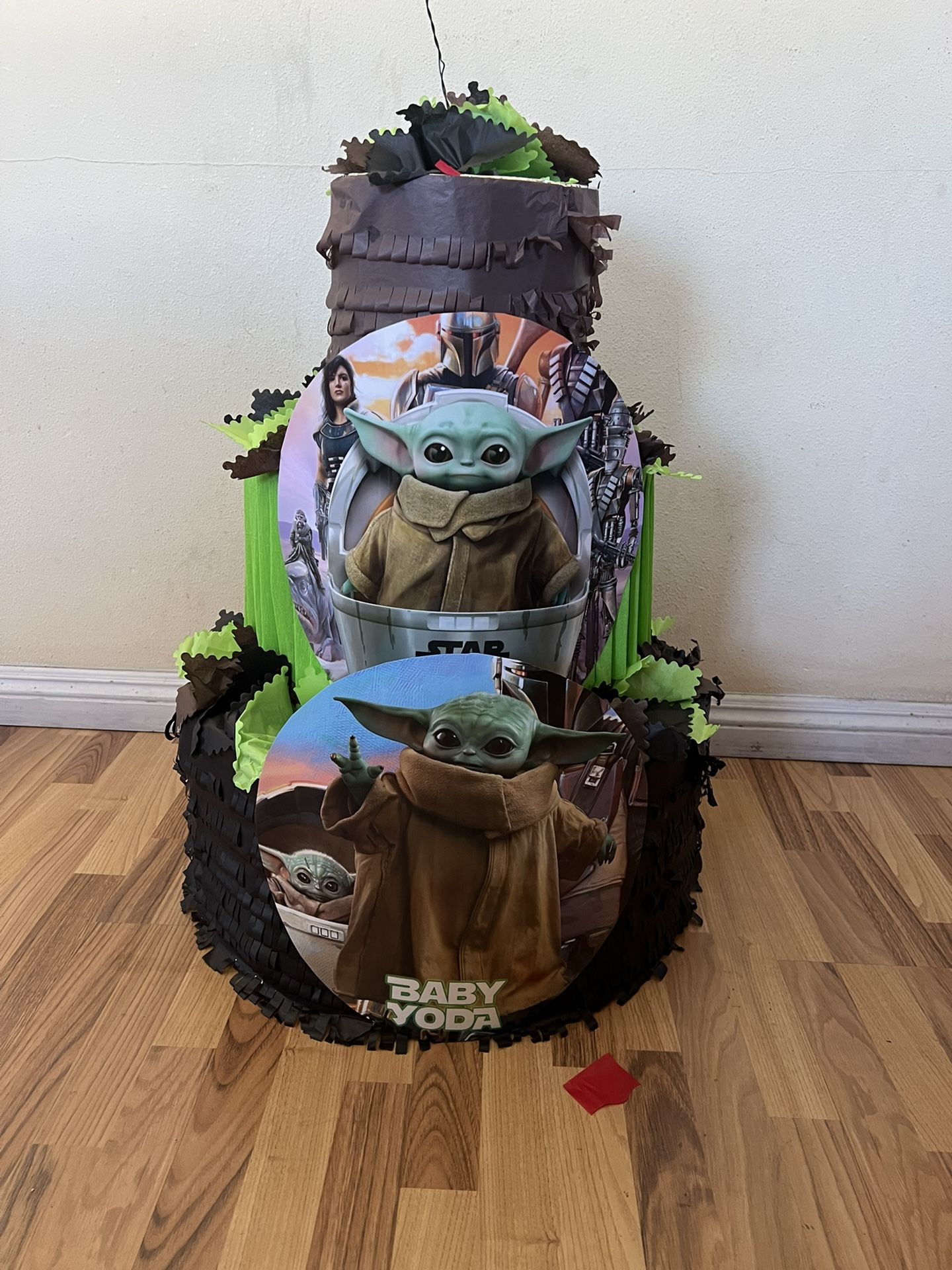 Baby Yoda Grogu The Mandalorian Three Tier Pinata With Balls