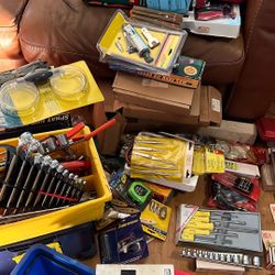 Tools Mac  Snap on.  Matco. Craftsman.  Good Price Used.  /. New 