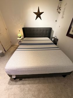 Serta iComfort Queen Bed Set - P/U South Everett