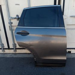 Honda CR-V Right Rear Door 