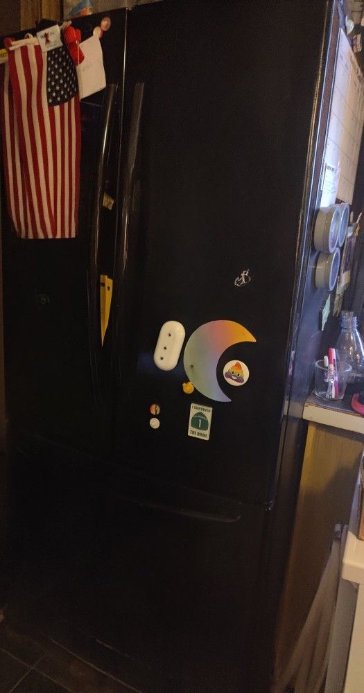 Samsung Refrigerator *free*