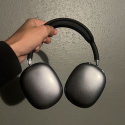 Apple Airpods Max Headphones 