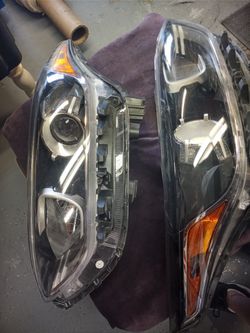 2021 KIA Forte Headlights For Sale Cheap. Used Like New