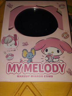 My melody makeup mirror comb