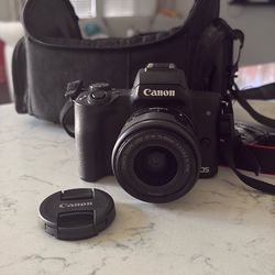Canon EOS M50