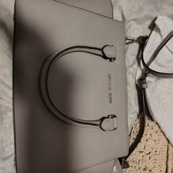Micheal Kors Purse 