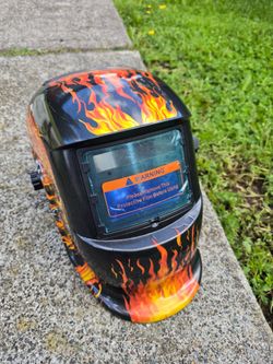 For sale 🔥 Auto Darkening Welding Helmet