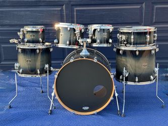 Tama superstar classic drum kit