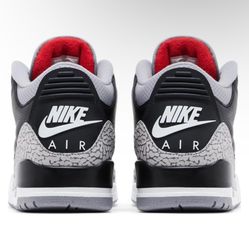 Air Jordan 3 Retro OG 'Black available 11/15/24
