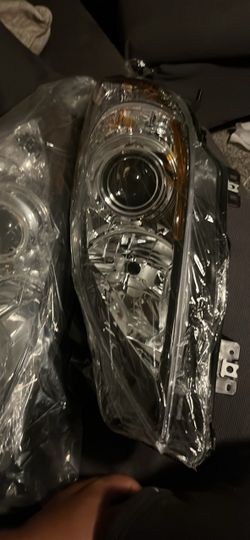 Brand New 2010-2013 Mazda 3 headlight assembly’s