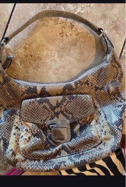 Micheal kors shoulder purse
