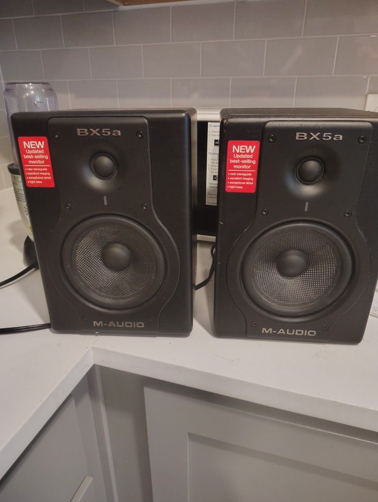 Bx5a Pair Of Speakers 