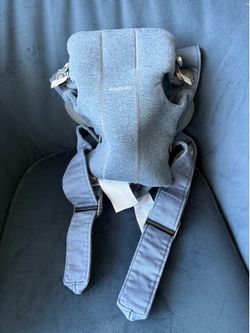 BabyBjörn mini carrier blue