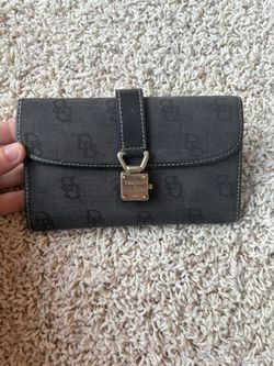 Dooney & Bourke Signature Monogram Classic Checkbook Wallet Lock Black & Red