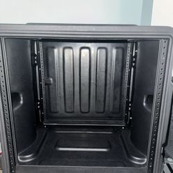 Gator 8u Case