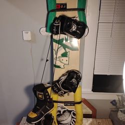 Snowboard & Boots 