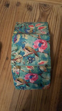 Ladies trifold wallet