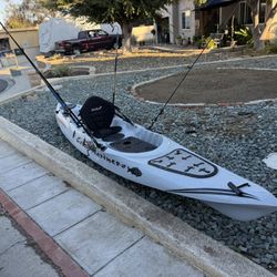 Fishing, Kayak 🎣🐟. Ready For Diving  