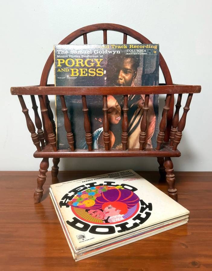 Vintage Antique Farmhouse Wood Spindle Wagon Wheel Magazine Holder Vinyl Records Storage Rack Stand