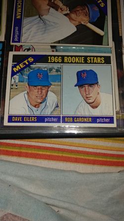 1966 troops rookies