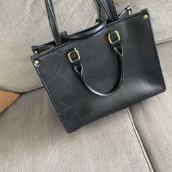Black Tote