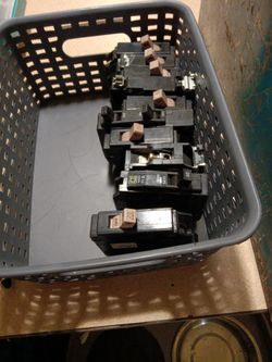 SquareD Circuit Breakerse 15 20 30 Amp $10 Piece