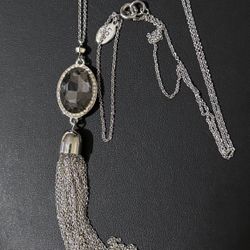 LOFT Vintage~Rare 21” Elegant Silver Necklace with Black Pendant