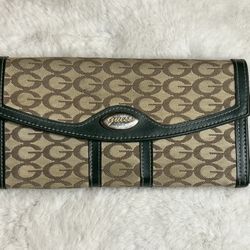 Vintage Green & Tan Guess Wallet