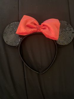 Minnie Mouse ears