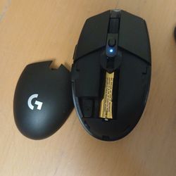 Logitech G305 Mouse
