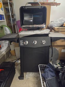 Dyna-Glo 3 burner grill